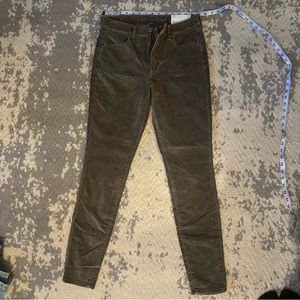American eagle skinny corduroy jeans NWT